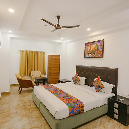 Fabexpress Taj Residency Near Yashobhoomi Convention Centre 호텔 델리 외부 사진